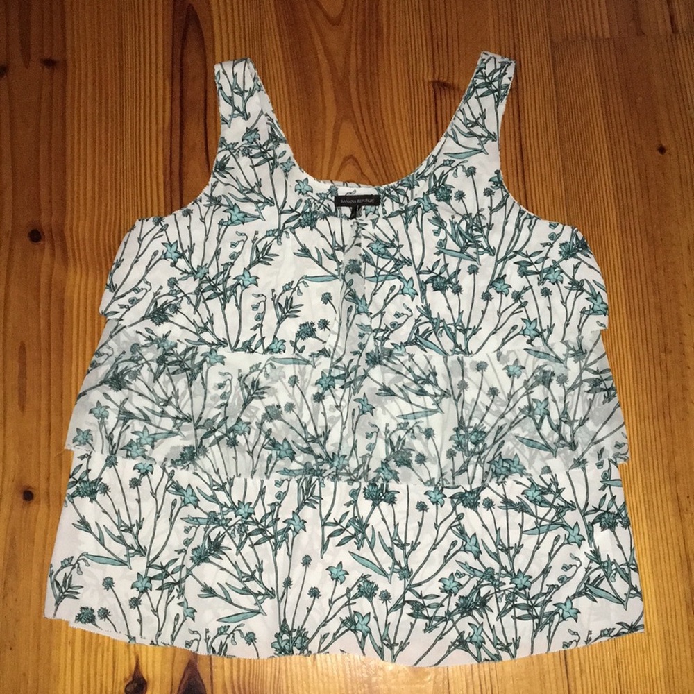 Silky Banana Republic layered ruffle tank